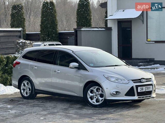 Серый Форд Фокус, объемом двигателя 1.6 л и пробегом 226 тыс. км за 8500 $, фото 5 на Automoto.ua