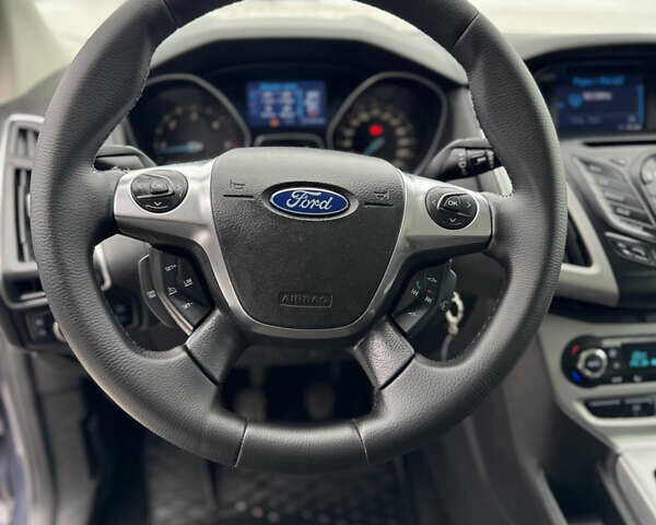 Серый Форд Фокус, объемом двигателя 1.6 л и пробегом 237 тыс. км за 7999 $, фото 25 на Automoto.ua