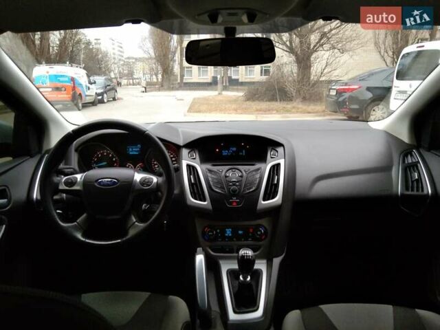 Серый Форд Фокус, объемом двигателя 1.6 л и пробегом 189 тыс. км за 7700 $, фото 17 на Automoto.ua