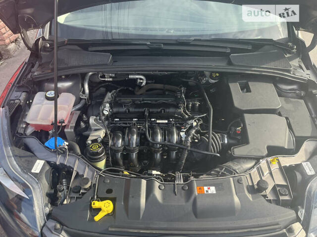 Сірий Форд Фокус, об'ємом двигуна 1.6 л та пробігом 69 тис. км за 10500 $, фото 18 на Automoto.ua