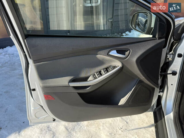 Серый Форд Фокус, объемом двигателя 1.56 л и пробегом 241 тыс. км за 7500 $, фото 34 на Automoto.ua