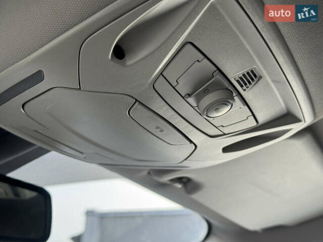 Серый Форд Фокус, объемом двигателя 1.6 л и пробегом 226 тыс. км за 8500 $, фото 26 на Automoto.ua