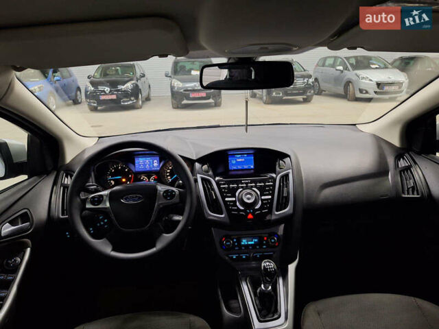 Серый Форд Фокус, объемом двигателя 1.6 л и пробегом 232 тыс. км за 7850 $, фото 33 на Automoto.ua