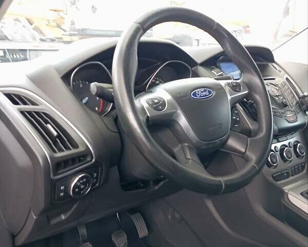 Форд Фокус 2012 в Луцке на Automoto.ua Серый Форд Фокус, объемом двигателя 1.6 л и пробегом 205 тыс. км за 8950 $, фото 25 на Automoto.ua