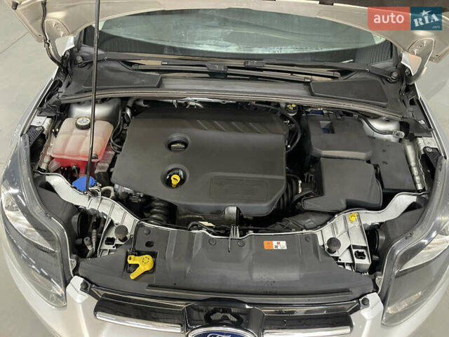 Серый Форд Фокус, объемом двигателя 1.6 л и пробегом 248 тыс. км за 7999 $, фото 10 на Automoto.ua