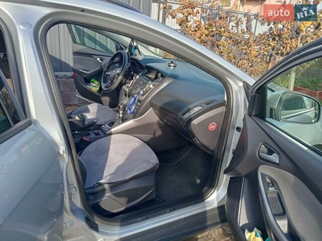 Серый Форд Фокус, объемом двигателя 1.56 л и пробегом 280 тыс. км за 6700 $, фото 8 на Automoto.ua