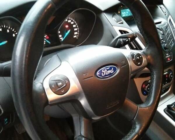 Серый Форд Фокус, объемом двигателя 1.6 л и пробегом 189 тыс. км за 7700 $, фото 5 на Automoto.ua