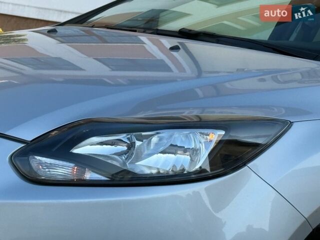 Серый Форд Фокус, объемом двигателя 0 л и пробегом 201 тыс. км за 7650 $, фото 6 на Automoto.ua