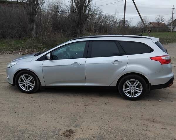 Сірий Форд Фокус, об'ємом двигуна 1.6 л та пробігом 273 тис. км за 7300 $, фото 5 на Automoto.ua