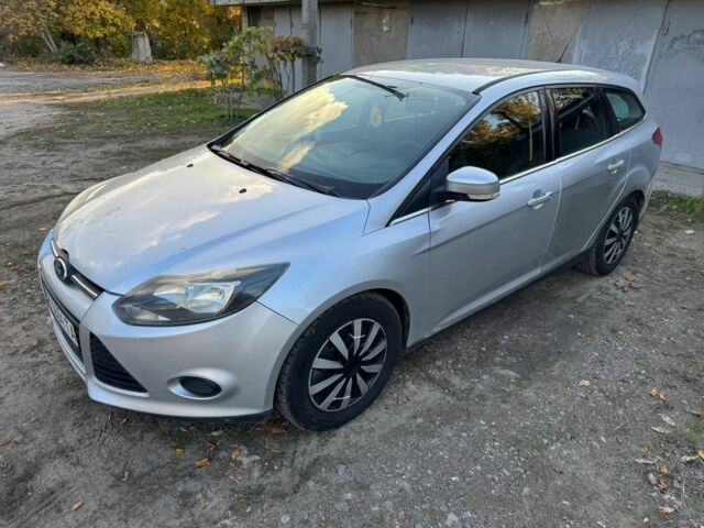 Серый Форд Фокус, объемом двигателя 1.6 л и пробегом 236 тыс. км за 4800 $, фото 4 на Automoto.ua