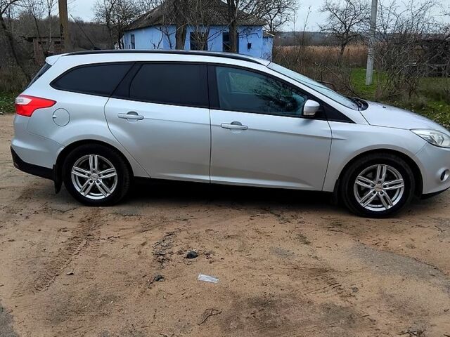 Сірий Форд Фокус, об'ємом двигуна 1.6 л та пробігом 273 тис. км за 7300 $, фото 4 на Automoto.ua