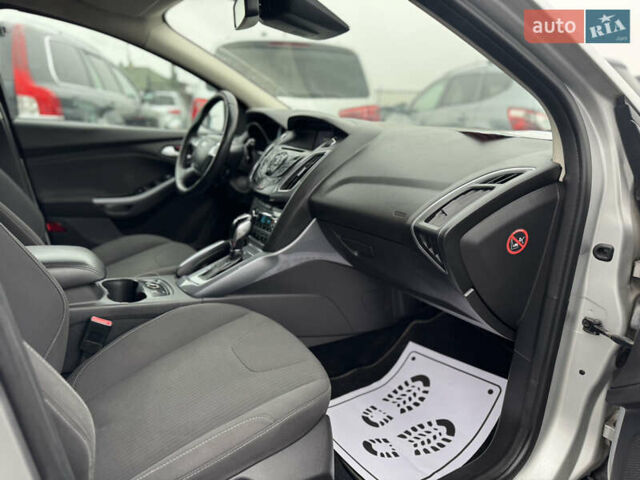 Серый Форд Фокус, объемом двигателя 2 л и пробегом 180 тыс. км за 8950 $, фото 23 на Automoto.ua