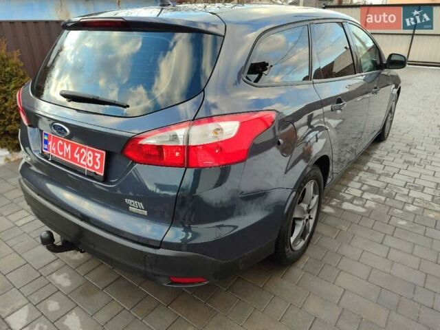 Серый Форд Фокус, объемом двигателя 1.6 л и пробегом 235 тыс. км за 7200 $, фото 6 на Automoto.ua