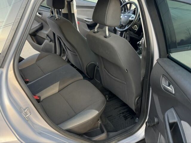 Сірий Форд Фокус, об'ємом двигуна 1 л та пробігом 212 тис. км за 5500 $, фото 13 на Automoto.ua