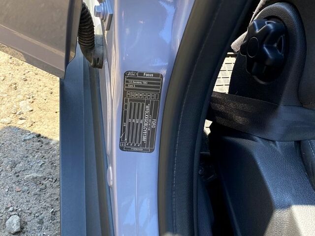 Сірий Форд Фокус, об'ємом двигуна 1.6 л та пробігом 225 тис. км за 8500 $, фото 12 на Automoto.ua