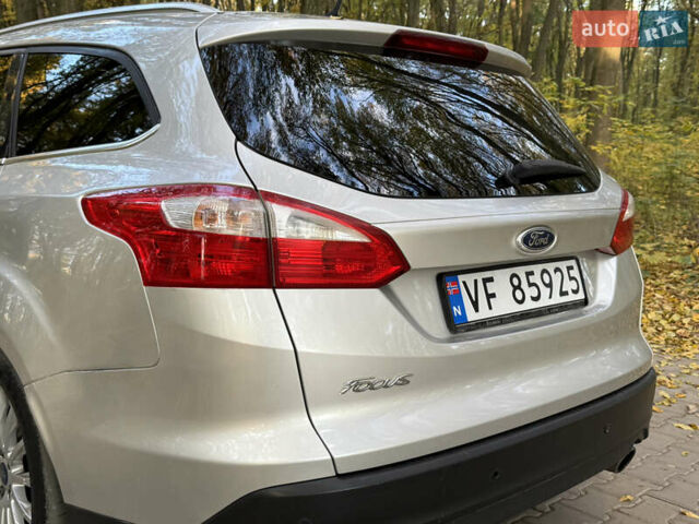 Серый Форд Фокус, объемом двигателя 2 л и пробегом 265 тыс. км за 6900 $, фото 19 на Automoto.ua