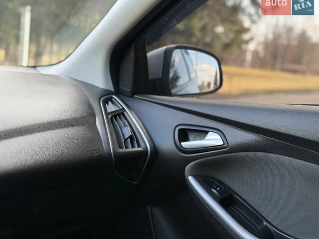 Сірий Форд Фокус, об'ємом двигуна 1.56 л та пробігом 270 тис. км за 6450 $, фото 53 на Automoto.ua