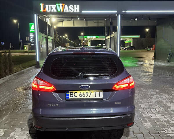 Серый Форд Фокус, объемом двигателя 1.6 л и пробегом 322 тыс. км за 8500 $, фото 4 на Automoto.ua