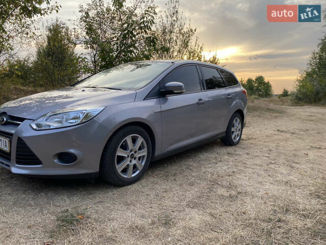 Серый Форд Фокус, объемом двигателя 0 л и пробегом 224 тыс. км за 8500 $, фото 1 на Automoto.ua