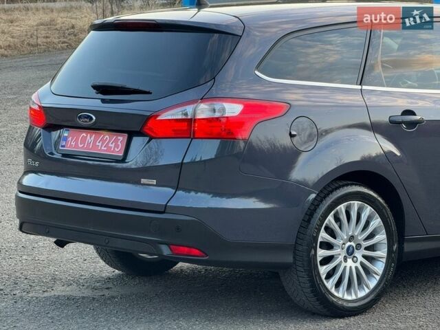 Серый Форд Фокус, объемом двигателя 1.6 л и пробегом 246 тыс. км за 8300 $, фото 25 на Automoto.ua