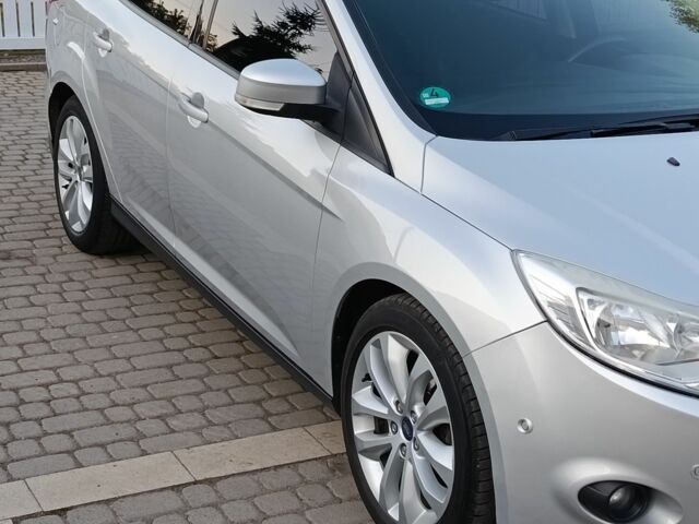 Сірий Форд Фокус, об'ємом двигуна 1.6 л та пробігом 265 тис. км за 7900 $, фото 1 на Automoto.ua