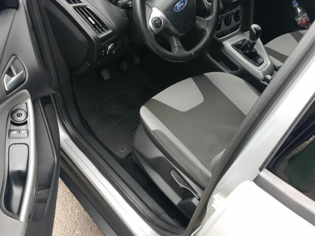 Сірий Форд Фокус, об'ємом двигуна 1.6 л та пробігом 233 тис. км за 6900 $, фото 9 на Automoto.ua