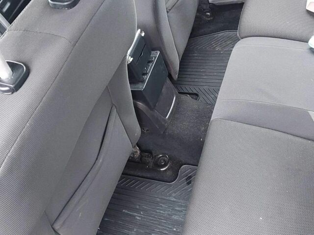 Сірий Форд Фокус, об'ємом двигуна 2 л та пробігом 265 тис. км за 7100 $, фото 17 на Automoto.ua