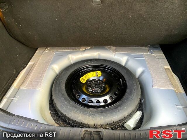 Сірий Форд Фокус, об'ємом двигуна 1.6 л та пробігом 225 тис. км за 8500 $, фото 6 на Automoto.ua