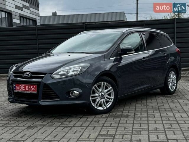 Серый Форд Фокус, объемом двигателя 1.6 л и пробегом 170 тыс. км за 8700 $, фото 5 на Automoto.ua