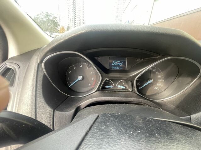 Сірий Форд Фокус, об'ємом двигуна 1.6 л та пробігом 240 тис. км за 7100 $, фото 3 на Automoto.ua