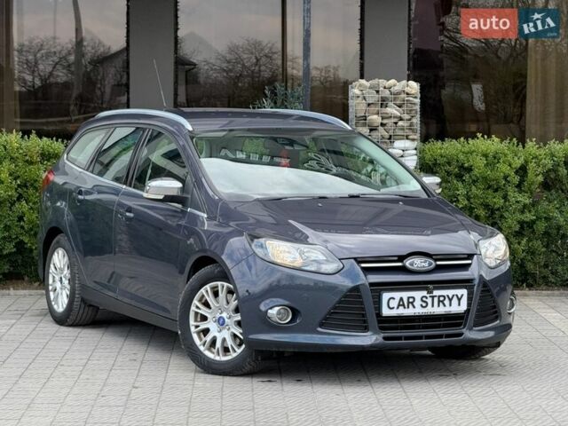 Сірий Форд Фокус, об'ємом двигуна 1.6 л та пробігом 236 тис. км за 7600 $, фото 1 на Automoto.ua