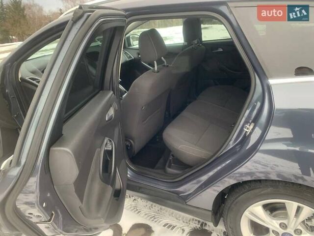 Серый Форд Фокус, объемом двигателя 1.6 л и пробегом 243 тыс. км за 7700 $, фото 40 на Automoto.ua