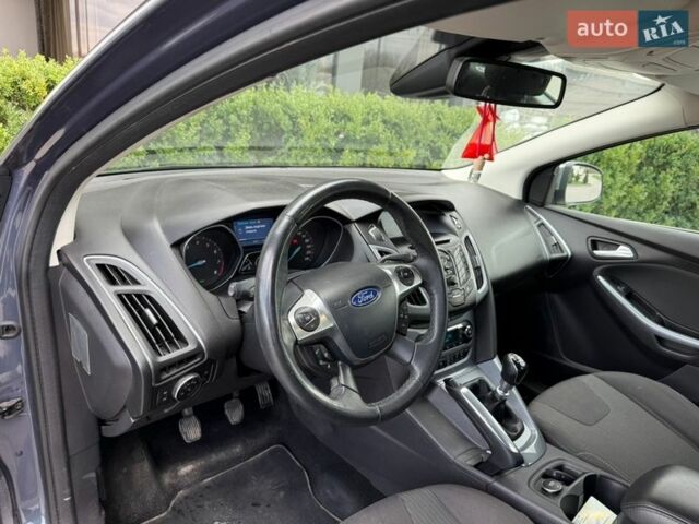 Сірий Форд Фокус, об'ємом двигуна 1.6 л та пробігом 236 тис. км за 7600 $, фото 42 на Automoto.ua