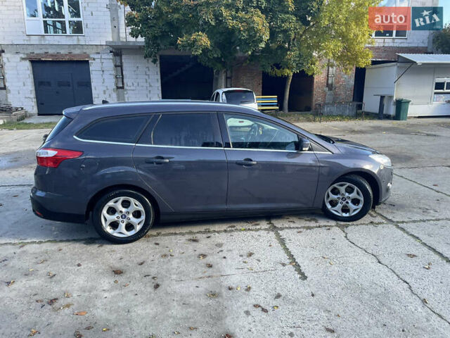 Серый Форд Фокус, объемом двигателя 1.56 л и пробегом 249 тыс. км за 8999 $, фото 4 на Automoto.ua