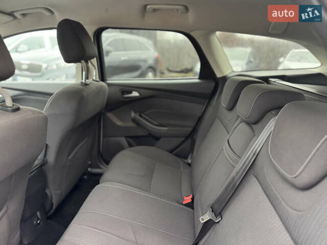 Серый Форд Фокус, объемом двигателя 2 л и пробегом 180 тыс. км за 8950 $, фото 36 на Automoto.ua