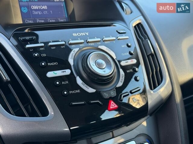 Сірий Форд Фокус, об'ємом двигуна 1.6 л та пробігом 226 тис. км за 8500 $, фото 50 на Automoto.ua
