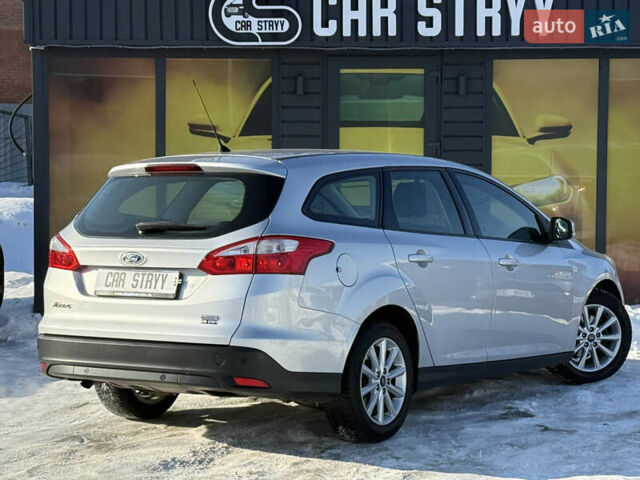 Серый Форд Фокус, объемом двигателя 1.56 л и пробегом 241 тыс. км за 7500 $, фото 16 на Automoto.ua