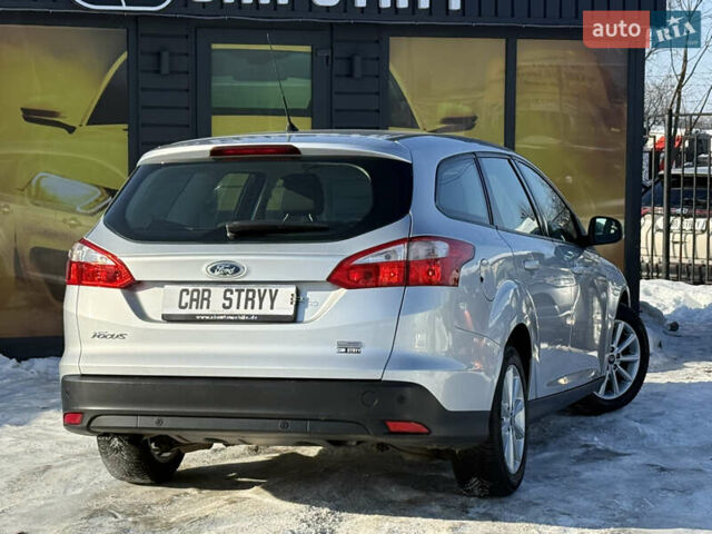 Серый Форд Фокус, объемом двигателя 1.56 л и пробегом 241 тыс. км за 7500 $, фото 17 на Automoto.ua