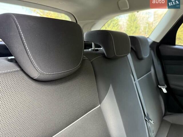 Сірий Форд Фокус, об'ємом двигуна 1.56 л та пробігом 270 тис. км за 6450 $, фото 36 на Automoto.ua