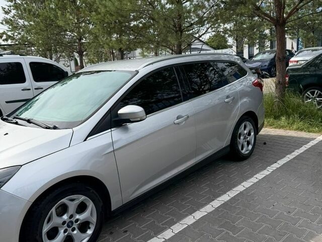 Сірий Форд Фокус, об'ємом двигуна 1 л та пробігом 175 тис. км за 7700 $, фото 7 на Automoto.ua