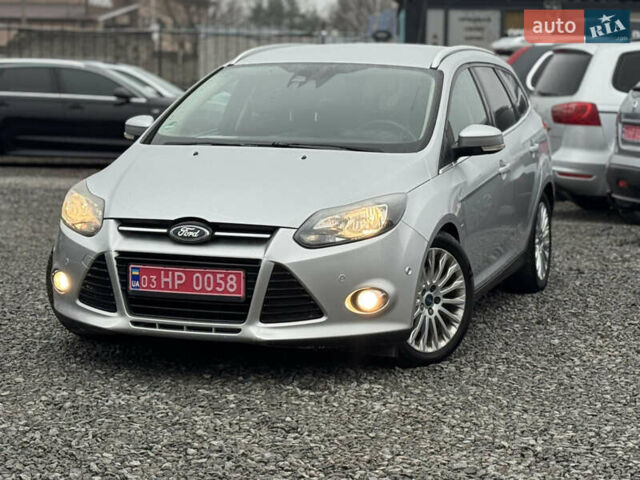 Серый Форд Фокус, объемом двигателя 2 л и пробегом 180 тыс. км за 8950 $, фото 18 на Automoto.ua