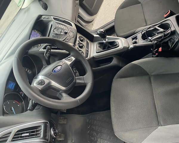 Сірий Форд Фокус, об'ємом двигуна 1.56 л та пробігом 243 тис. км за 7300 $, фото 15 на Automoto.ua