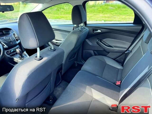 Сірий Форд Фокус, об'ємом двигуна 2 л та пробігом 200 тис. км за 7500 $, фото 8 на Automoto.ua