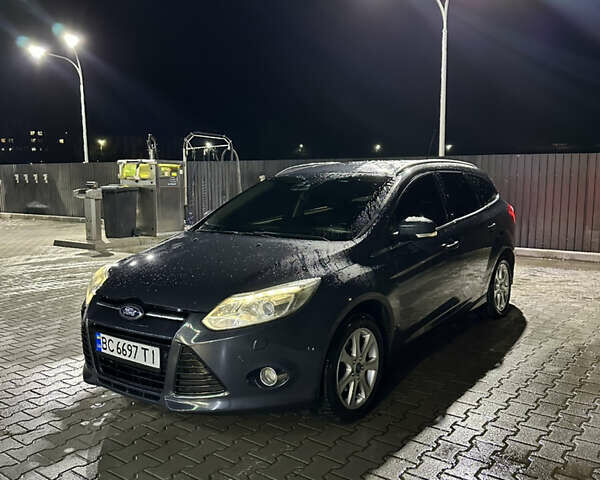 Серый Форд Фокус, объемом двигателя 1.6 л и пробегом 322 тыс. км за 8500 $, фото 1 на Automoto.ua