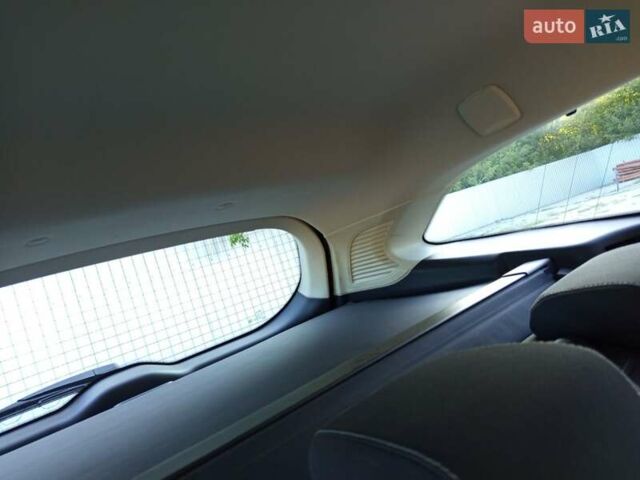 Серый Форд Фокус, объемом двигателя 1.56 л и пробегом 240 тыс. км за 7500 $, фото 22 на Automoto.ua