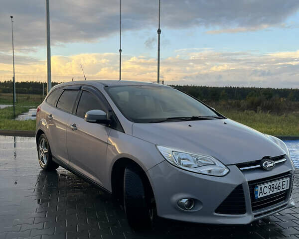 Серый Форд Фокус, объемом двигателя 1.6 л и пробегом 318 тыс. км за 6300 $, фото 7 на Automoto.ua