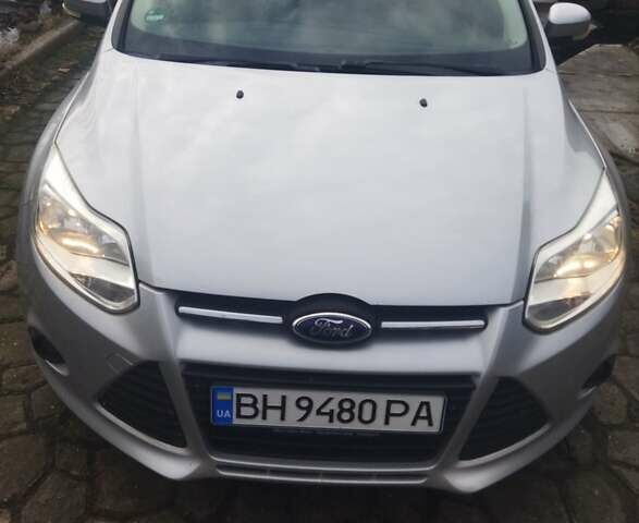 Серый Форд Фокус, объемом двигателя 1.6 л и пробегом 240 тыс. км за 7500 $, фото 1 на Automoto.ua