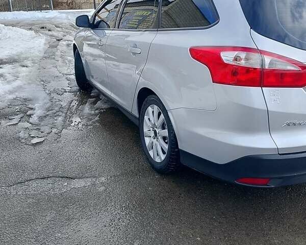 Серый Форд Фокус, объемом двигателя 1.6 л и пробегом 233 тыс. км за 6600 $, фото 7 на Automoto.ua