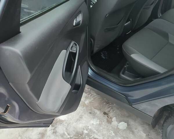 Сірий Форд Фокус, об'ємом двигуна 1.6 л та пробігом 199 тис. км за 7600 $, фото 7 на Automoto.ua