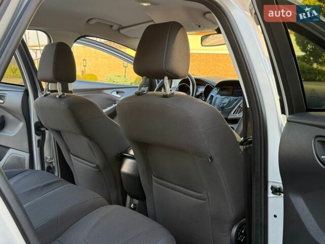 Серый Форд Фокус, объемом двигателя 0 л и пробегом 201 тыс. км за 7650 $, фото 65 на Automoto.ua